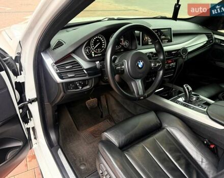 Белый БМВ Х5, объемом двигателя 2.99 л и пробегом 175 тыс. км за 31900 $, фото 49 на Automoto.ua