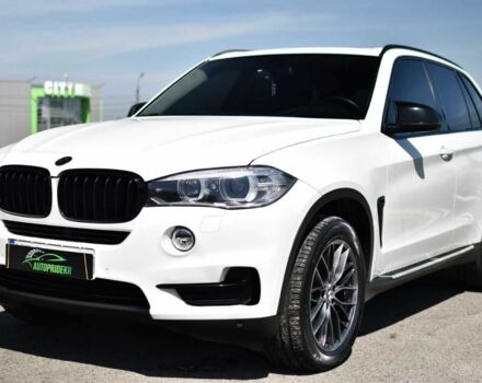 Білий БМВ Х5, об'ємом двигуна 3 л та пробігом 184 тис. км за 29650 $, фото 5 на Automoto.ua
