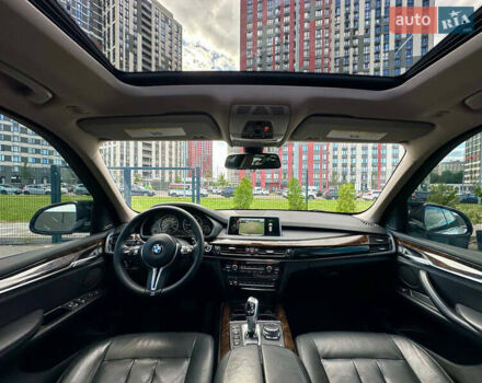 Белый БМВ Х5, объемом двигателя 3 л и пробегом 204 тыс. км за 27900 $, фото 49 на Automoto.ua