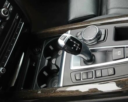 Білий БМВ Х5, об'ємом двигуна 3 л та пробігом 84 тис. км за 40000 $, фото 8 на Automoto.ua