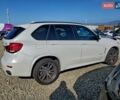 Білий БМВ Х5, об'ємом двигуна 2.99 л та пробігом 95 тис. км за 7800 $, фото 2 на Automoto.ua