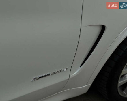 Белый БМВ Х5, объемом двигателя 3 л и пробегом 308 тыс. км за 27999 $, фото 14 на Automoto.ua