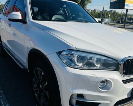 Білий БМВ Х5, об'ємом двигуна 2 л та пробігом 185 тис. км за 26000 $, фото 3 на Automoto.ua