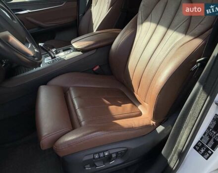 Белый БМВ Х5, объемом двигателя 2.99 л и пробегом 176 тыс. км за 31500 $, фото 20 на Automoto.ua