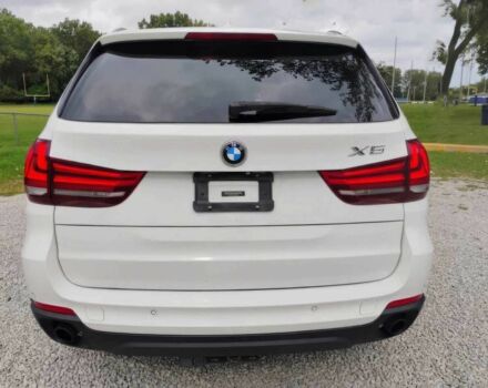 Белый БМВ Х5, объемом двигателя 3 л и пробегом 73 тыс. км за 2260 $, фото 4 на Automoto.ua