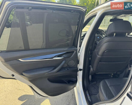 Білий БМВ Х5, об'ємом двигуна 3 л та пробігом 158 тис. км за 36700 $, фото 15 на Automoto.ua