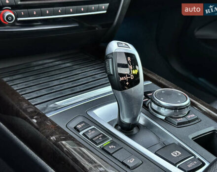 Белый БМВ Х5, объемом двигателя 3 л и пробегом 208 тыс. км за 21990 $, фото 44 на Automoto.ua