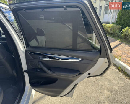 Білий БМВ Х5, об'ємом двигуна 3 л та пробігом 158 тис. км за 36700 $, фото 16 на Automoto.ua