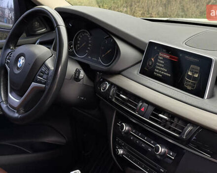 Белый БМВ Х5, объемом двигателя 2 л и пробегом 131 тыс. км за 25000 $, фото 18 на Automoto.ua