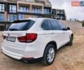 Белый БМВ Х5, объемом двигателя 2.98 л и пробегом 83 тыс. км за 26000 $, фото 4 на Automoto.ua