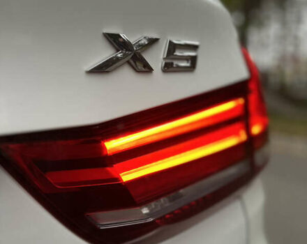 Білий БМВ Х5, об'ємом двигуна 2.99 л та пробігом 125 тис. км за 41500 $, фото 34 на Automoto.ua