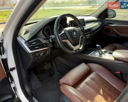 Белый БМВ Х5, объемом двигателя 2.99 л и пробегом 176 тыс. км за 31500 $, фото 16 на Automoto.ua