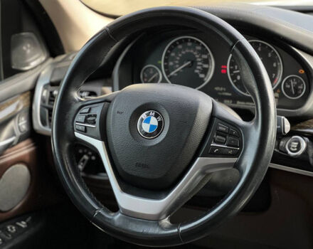 Белый БМВ Х5, объемом двигателя 3 л и пробегом 258 тыс. км за 22000 $, фото 9 на Automoto.ua