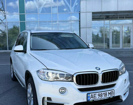 БМВ Х5 2015 в Днепре (Днепропетровске) на Automoto.ua Белый БМВ Х5, объемом двигателя 3 л и пробегом 225 тыс. км за 22000 $, фото 6 на Automoto.ua