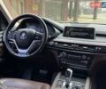 Белый БМВ Х5, объемом двигателя 2 л и пробегом 248 тыс. км за 22500 $, фото 26 на Automoto.ua