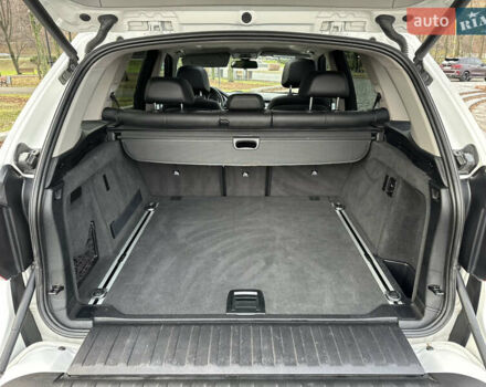 Белый БМВ Х5, объемом двигателя 2.98 л и пробегом 209 тыс. км за 17950 $, фото 19 на Automoto.ua