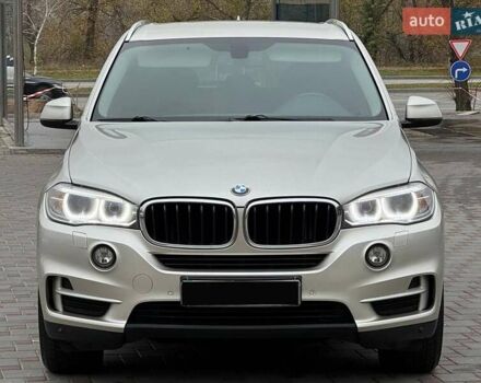 Белый БМВ Х5, объемом двигателя 2 л и пробегом 200 тыс. км за 22700 $, фото 1 на Automoto.ua