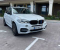 Білий БМВ Х5, об'ємом двигуна 2.98 л та пробігом 160 тис. км за 25000 $, фото 1 на Automoto.ua
