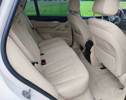 Белый БМВ Х5, объемом двигателя 3 л и пробегом 73 тыс. км за 2260 $, фото 9 на Automoto.ua