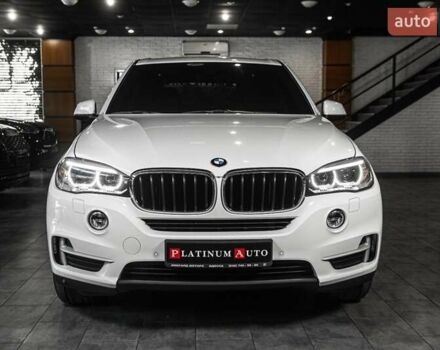 Белый БМВ Х5, объемом двигателя 2.99 л и пробегом 161 тыс. км за 29999 $, фото 1 на Automoto.ua