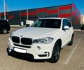 Білий БМВ Х5, об'ємом двигуна 2 л та пробігом 185 тис. км за 26000 $, фото 1 на Automoto.ua