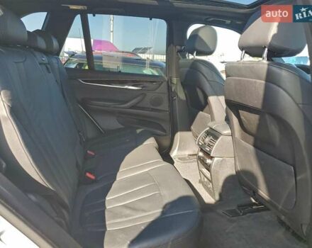 Білий БМВ Х5, об'ємом двигуна 2.99 л та пробігом 95 тис. км за 7800 $, фото 10 на Automoto.ua