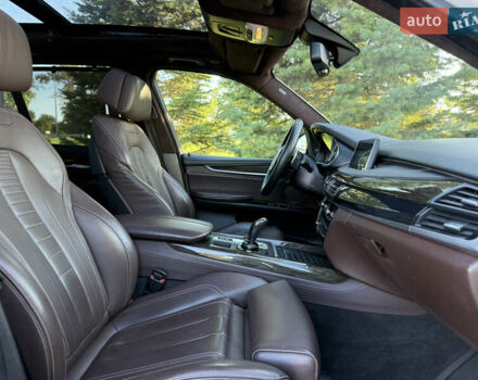 Белый БМВ Х5, объемом двигателя 4.4 л и пробегом 116 тыс. км за 32500 $, фото 18 на Automoto.ua