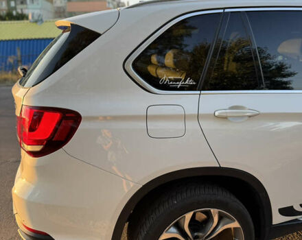 Білий БМВ Х5, об'ємом двигуна 2 л та пробігом 154 тис. км за 30500 $, фото 24 на Automoto.ua