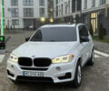 Белый БМВ Х5, объемом двигателя 2.98 л и пробегом 200 тыс. км за 16900 $, фото 1 на Automoto.ua