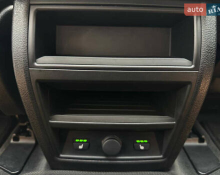 Белый БМВ Х5, объемом двигателя 3 л и пробегом 308 тыс. км за 27999 $, фото 48 на Automoto.ua