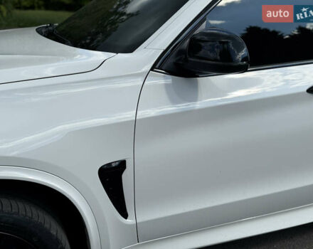 Белый БМВ Х5, объемом двигателя 2 л и пробегом 139 тыс. км за 29300 $, фото 21 на Automoto.ua
