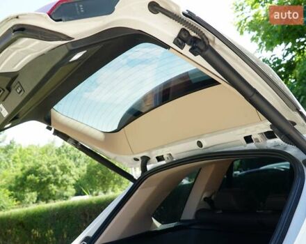 Белый БМВ Х5, объемом двигателя 3 л и пробегом 119 тыс. км за 38300 $, фото 35 на Automoto.ua