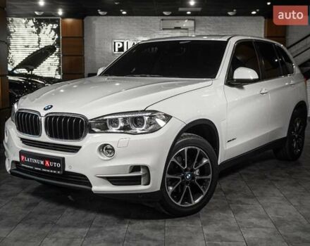 Белый БМВ Х5, объемом двигателя 2.99 л и пробегом 161 тыс. км за 29999 $, фото 2 на Automoto.ua