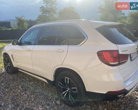 Белый БМВ Х5, объемом двигателя 2.99 л и пробегом 182 тыс. км за 33800 $, фото 4 на Automoto.ua