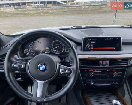 Белый БМВ Х5, объемом двигателя 2.99 л и пробегом 185 тыс. км за 23000 $, фото 13 на Automoto.ua