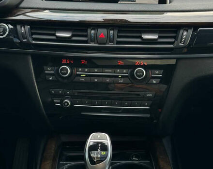 Белый БМВ Х5, объемом двигателя 3 л и пробегом 308 тыс. км за 27999 $, фото 21 на Automoto.ua