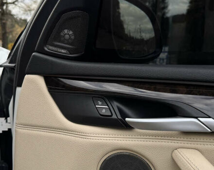 Білий БМВ Х5, об'ємом двигуна 2.98 л та пробігом 226 тис. км за 28999 $, фото 27 на Automoto.ua