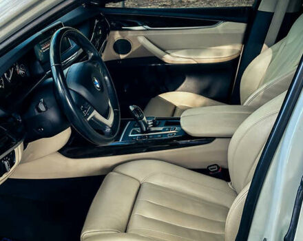 Білий БМВ Х5, об'ємом двигуна 2 л та пробігом 154 тис. км за 30500 $, фото 27 на Automoto.ua