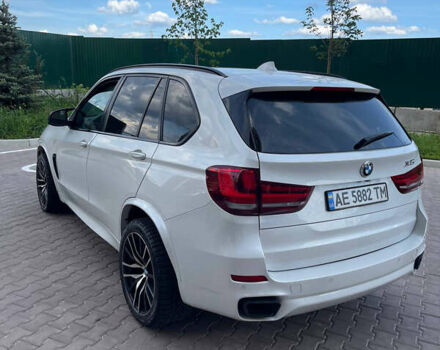 Білий БМВ Х5, об'ємом двигуна 2.98 л та пробігом 160 тис. км за 25000 $, фото 21 на Automoto.ua