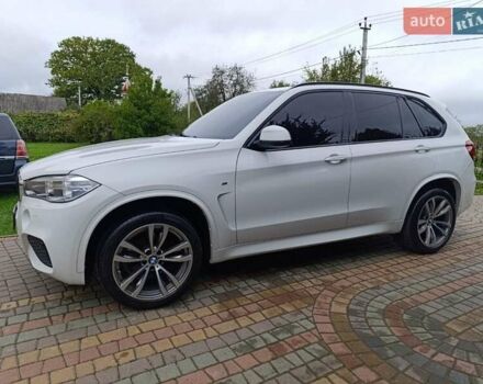 Білий БМВ Х5, об'ємом двигуна 2 л та пробігом 170 тис. км за 28900 $, фото 4 на Automoto.ua