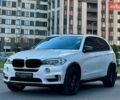 Белый БМВ Х5, объемом двигателя 3 л и пробегом 204 тыс. км за 27900 $, фото 4 на Automoto.ua