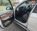 Білий БМВ Х5, об'ємом двигуна 2.98 л та пробігом 159 тис. км за 22400 $, фото 12 на Automoto.ua