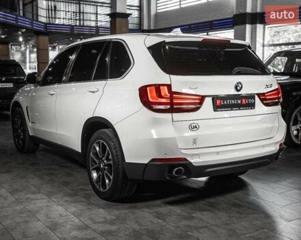 Белый БМВ Х5, объемом двигателя 2.99 л и пробегом 161 тыс. км за 29999 $, фото 3 на Automoto.ua