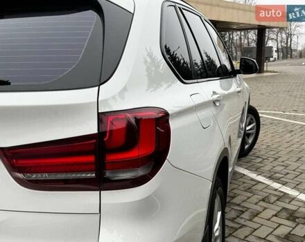 Белый БМВ Х5, объемом двигателя 2 л и пробегом 248 тыс. км за 22500 $, фото 18 на Automoto.ua