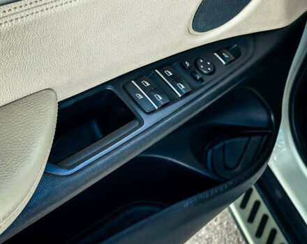 Білий БМВ Х5, об'ємом двигуна 2 л та пробігом 154 тис. км за 30500 $, фото 25 на Automoto.ua