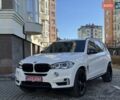 Белый БМВ Х5, объемом двигателя 2.99 л и пробегом 250 тыс. км за 31000 $, фото 4 на Automoto.ua