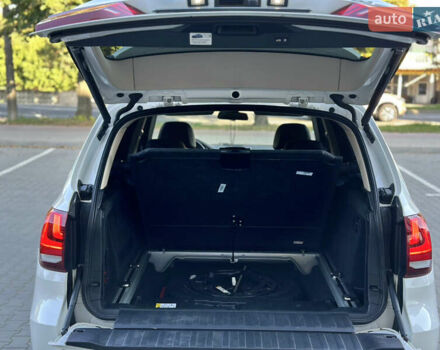 Белый БМВ Х5, объемом двигателя 3 л и пробегом 146 тыс. км за 29000 $, фото 16 на Automoto.ua