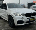 Білий БМВ Х5, об'ємом двигуна 2.99 л та пробігом 282 тис. км за 28000 $, фото 1 на Automoto.ua