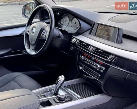 Белый БМВ Х5, объемом двигателя 2 л и пробегом 200 тыс. км за 22700 $, фото 8 на Automoto.ua