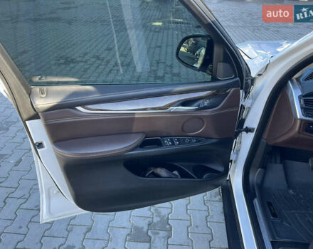 Білий БМВ Х5, об'ємом двигуна 2.98 л та пробігом 203 тис. км за 22900 $, фото 15 на Automoto.ua